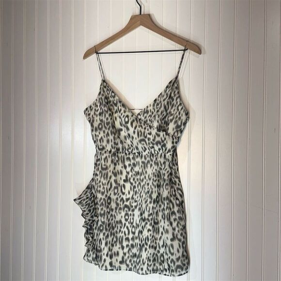 Superdown Dresses & Skirts - Y2K Superdown Leopard Print Ruffle Mini Dress M – Revolve Clubwear Sexy